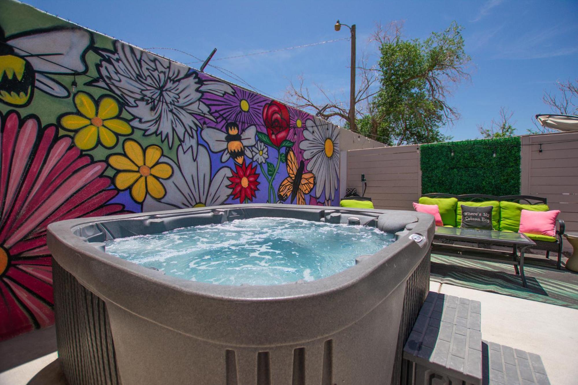 Bohemian Chic An Eclectic Escape-Hot Tub-Pet Friendly-No Pet Fees! Villa Albuquerque Eksteriør bilde