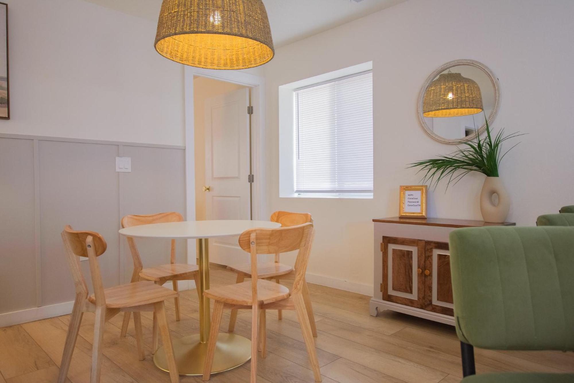 Bohemian Chic An Eclectic Escape-Hot Tub-Pet Friendly-No Pet Fees! Villa Albuquerque Eksteriør bilde