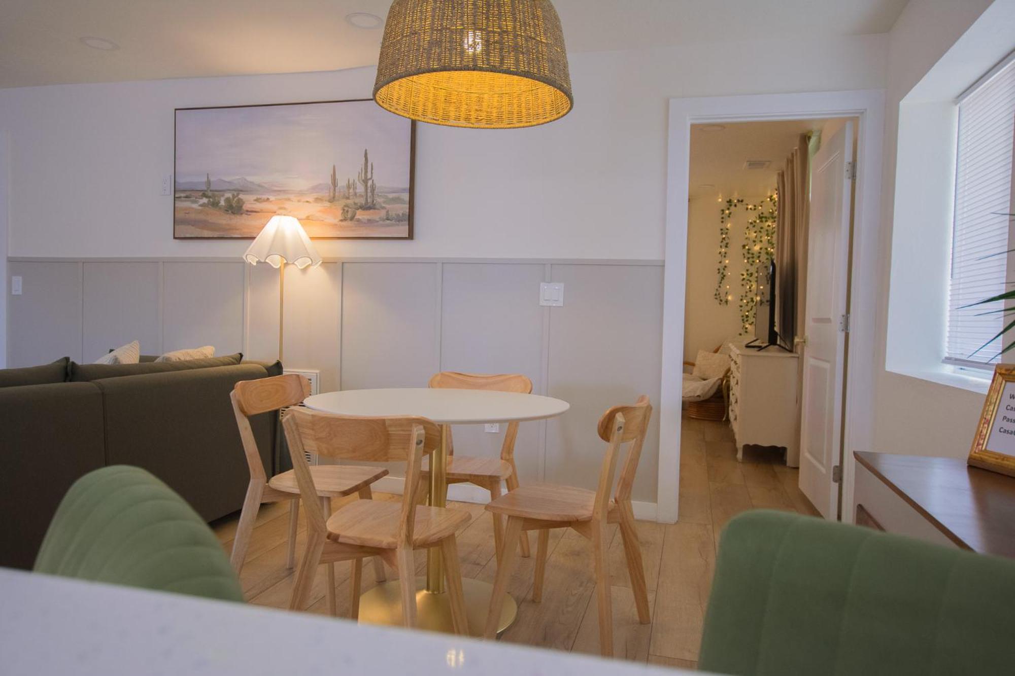 Bohemian Chic An Eclectic Escape-Hot Tub-Pet Friendly-No Pet Fees! Villa Albuquerque Eksteriør bilde